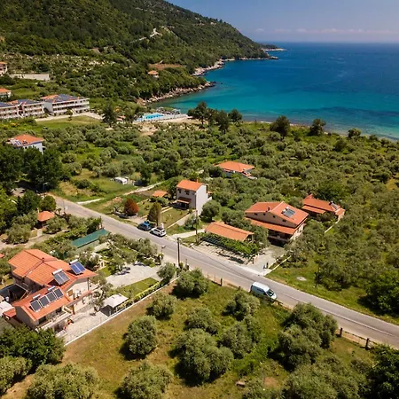 Thassos * Κοίνυρα
